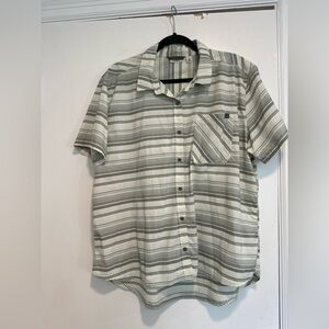 NWOT LL Bean Men’s lightweight Grey White striped short sleeve Button Up
